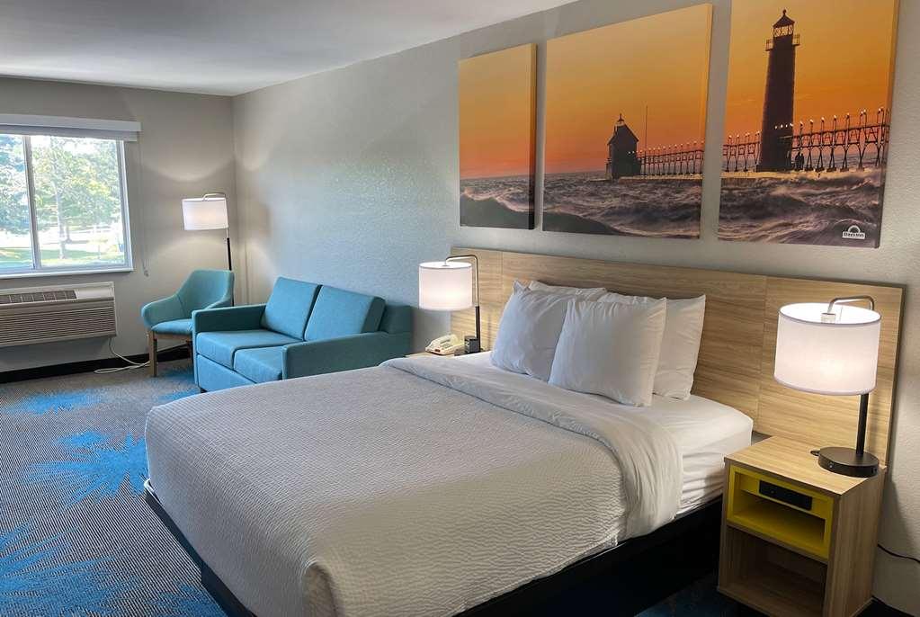 Days Inn By Wyndham Imlay City Стая снимка